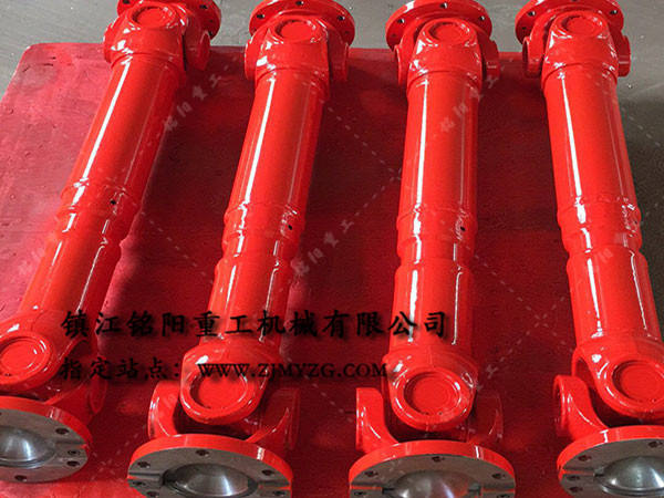 新式整體叉頭式萬向聯(lián)軸器是冶金、軋鋼等機械設(shè)備的優(yōu)選傳動件-萬向聯(lián)軸器